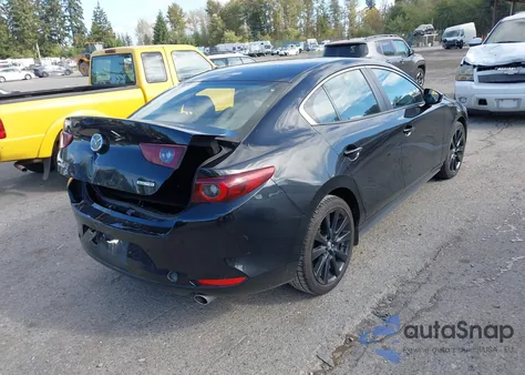 2024 Mazda Mazda3 2.5 S Select Sport z USA, uszkodzony, nr VIN 3MZBPABM3RM428629